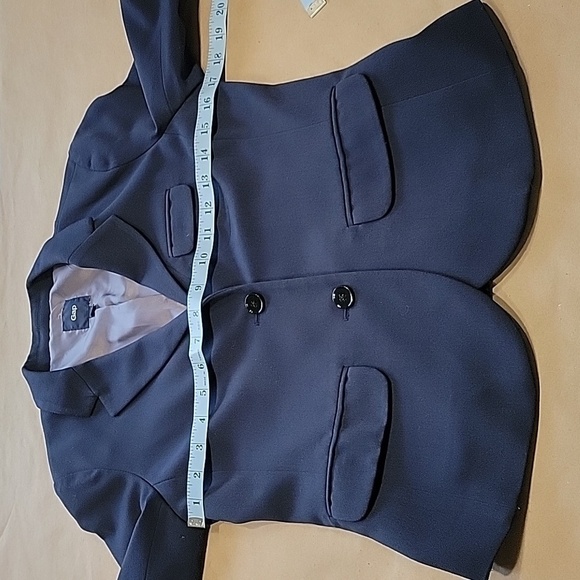 Gap Size 0 Navy Blue Fitted Blazer, Double Button, Excellent Used Condition - Picture 5 of 13